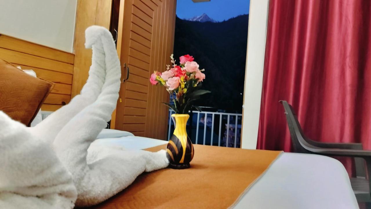 White Mountain By Hill Hikers Apartment McLeod Ganj Exterior photo
